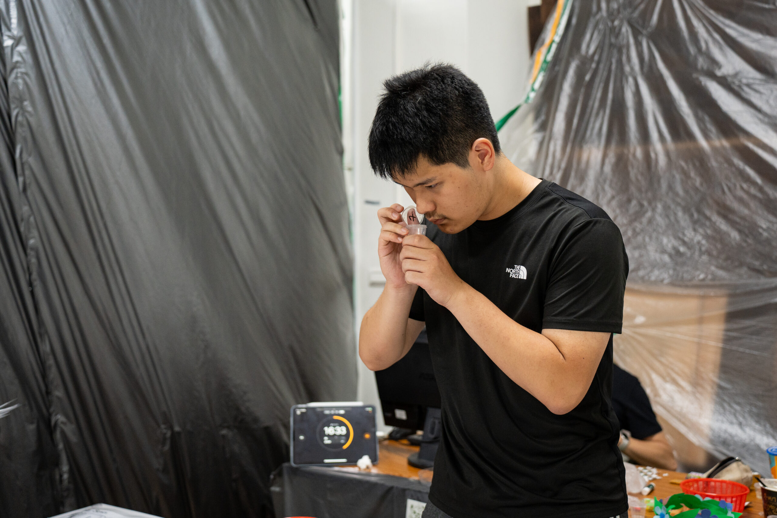 通關全靠嗅覺！小鐵人化身調香大師 Victory Through the Nose! participants Turn Into Master Perfumers